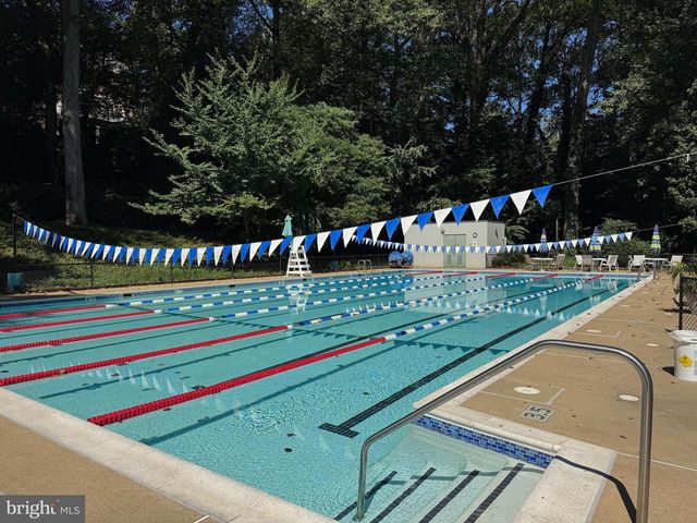 3722 ACOSTA RD, Fairfax, VA 22031