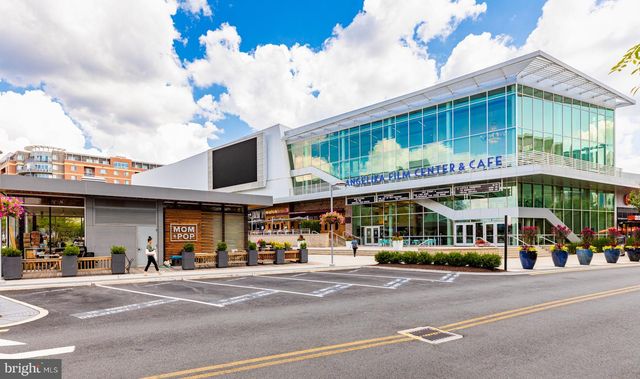 3722 ACOSTA RD, Fairfax, VA 22031