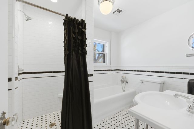 195 N Dellrose Ave, Wichita, KS 67208