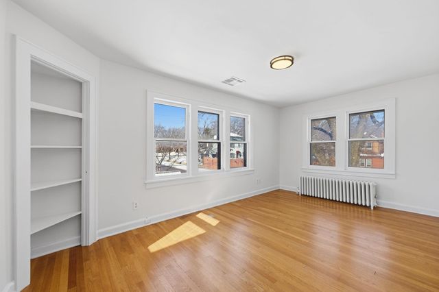 195 N Dellrose Ave, Wichita, KS 67208