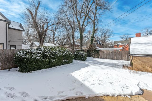 195 N Dellrose Ave, Wichita, KS 67208