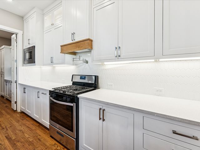 914 Saint George Place, Desoto, TX 75115