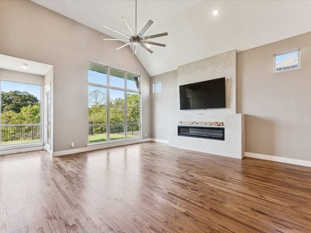 914 Saint George Place, Desoto, TX 75115