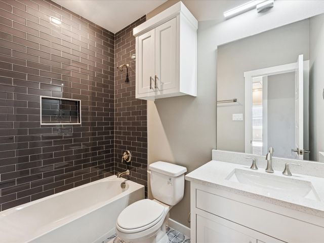 914 Saint George Place, Desoto, TX 75115