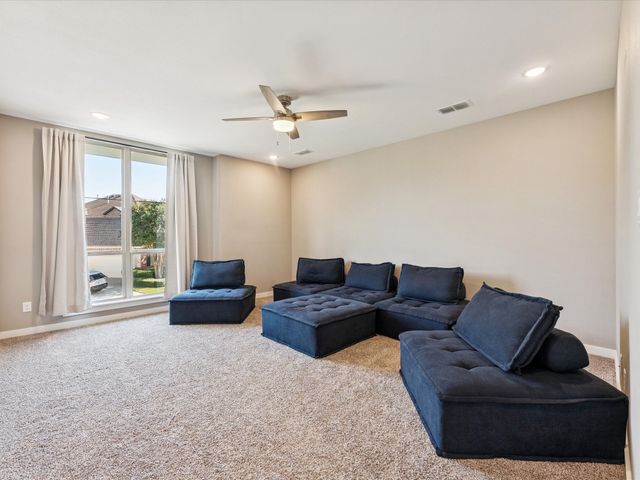 914 Saint George Place, Desoto, TX 75115