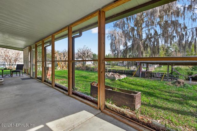 124 SUGAR PLUM Drive, Palatka, FL 32177