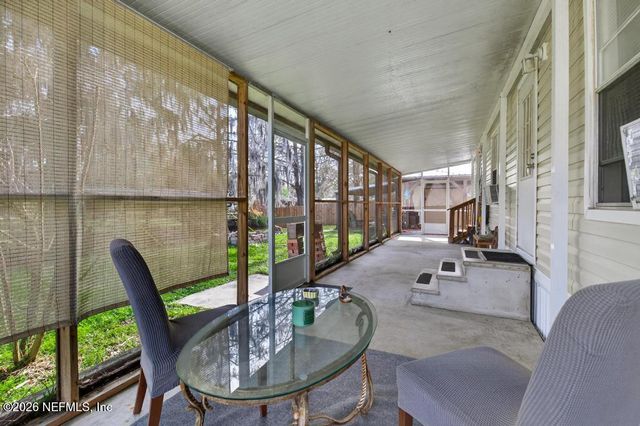 124 SUGAR PLUM Drive, Palatka, FL 32177