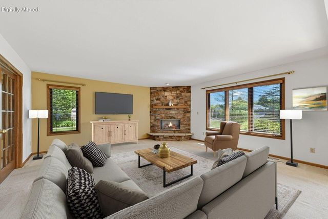5630 S Timber Ridge DRIVE, New Berlin, WI 53151