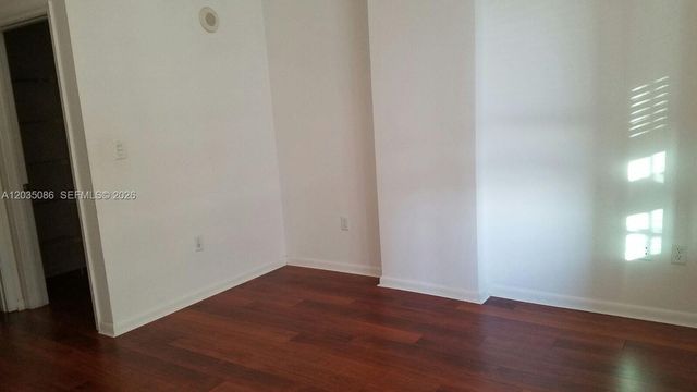 7350 SW 89th Street 505S, Miami, FL 33156