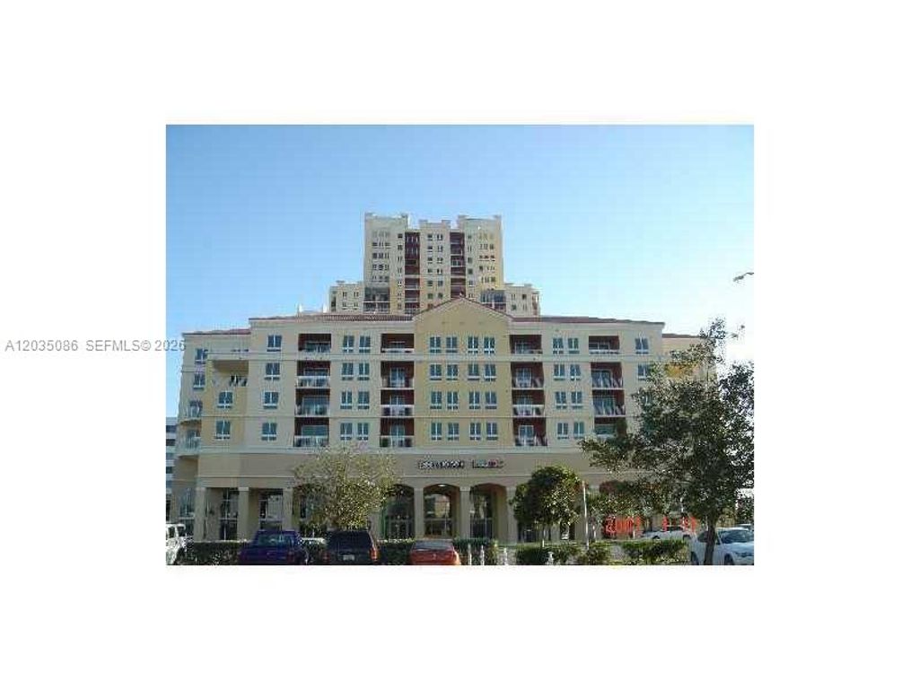 7350 SW 89th Street 505S, Miami, FL 33156