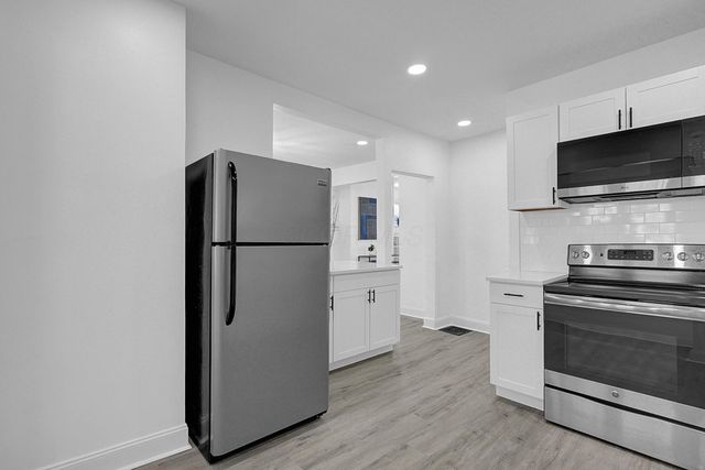 128 N Ogden Avenue, Columbus, OH 43204