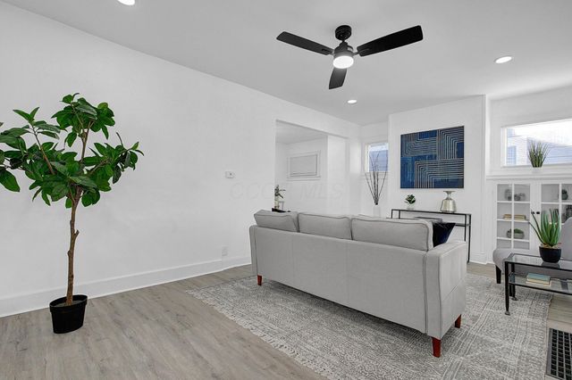 128 N Ogden Avenue, Columbus, OH 43204