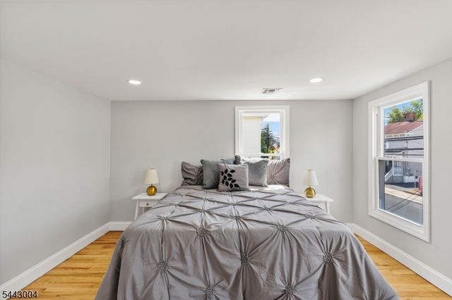 91 S Main St, Milltown Boro, NJ 08850