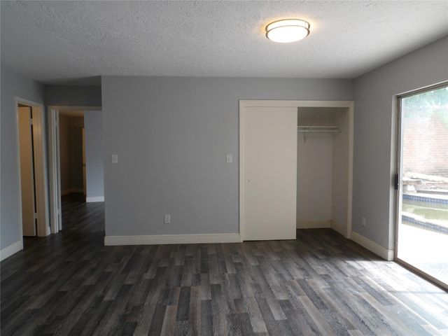 10758 Boardwalk Street, Houston, TX 77042