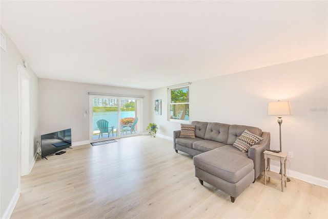 7930 SUN ISLAND DRIVE S 101, South Pasadena, FL 33707