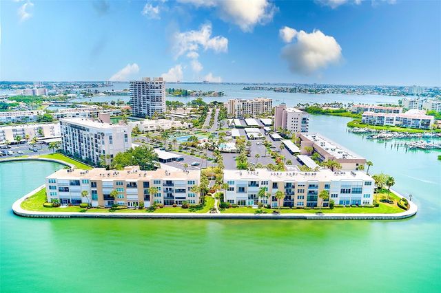 7930 SUN ISLAND DRIVE S 101, South Pasadena, FL 33707
