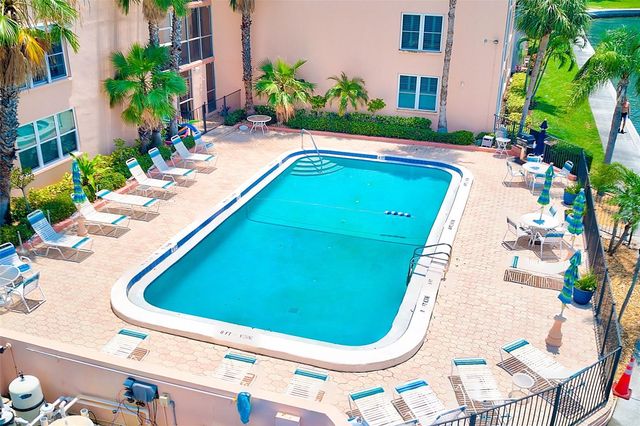7930 SUN ISLAND DRIVE S 101, South Pasadena, FL 33707