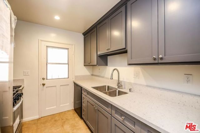 1112 Ocean Park Boulevard A, Santa Monica, CA 90405