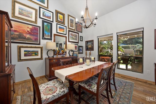 7401 Hilton Head Way 21, Bakersfield, CA 93309