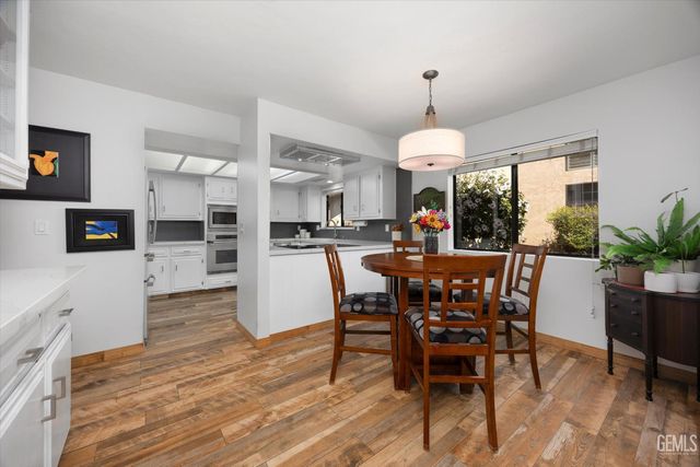 7401 Hilton Head Way 21, Bakersfield, CA 93309