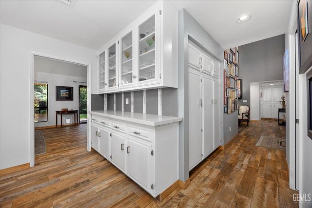 7401 Hilton Head Way 21, Bakersfield, CA 93309