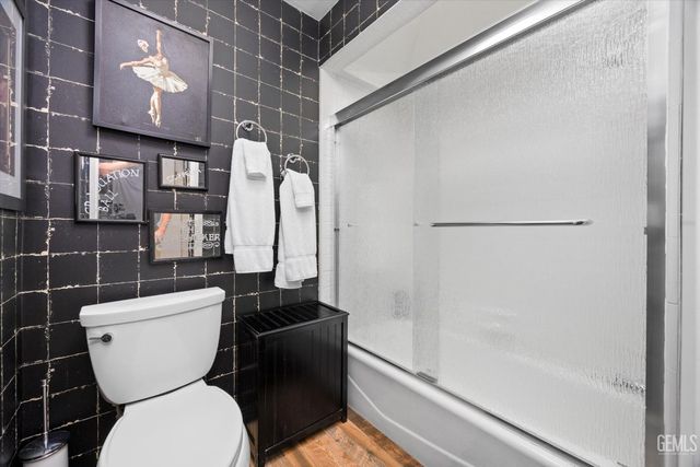 7401 Hilton Head Way 21, Bakersfield, CA 93309