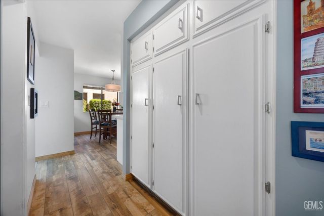 7401 Hilton Head Way 21, Bakersfield, CA 93309