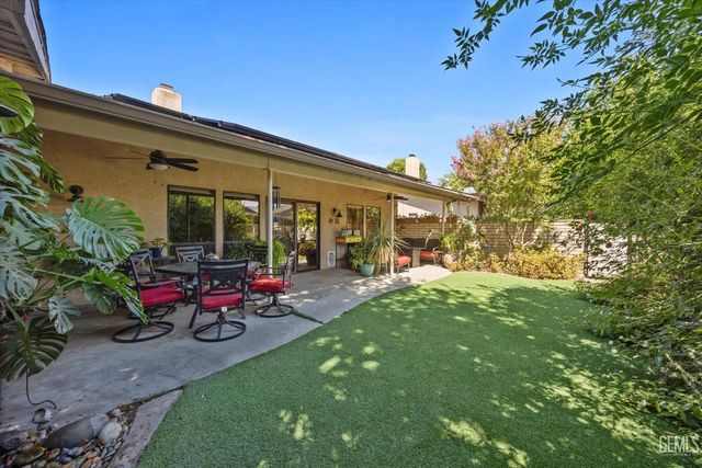 7401 Hilton Head Way 21, Bakersfield, CA 93309