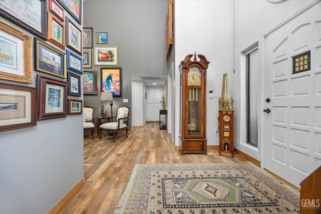 7401 Hilton Head Way 21, Bakersfield, CA 93309