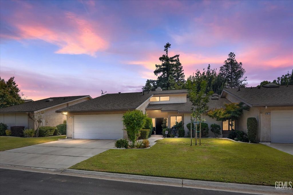 7401 Hilton Head Way 21, Bakersfield, CA 93309