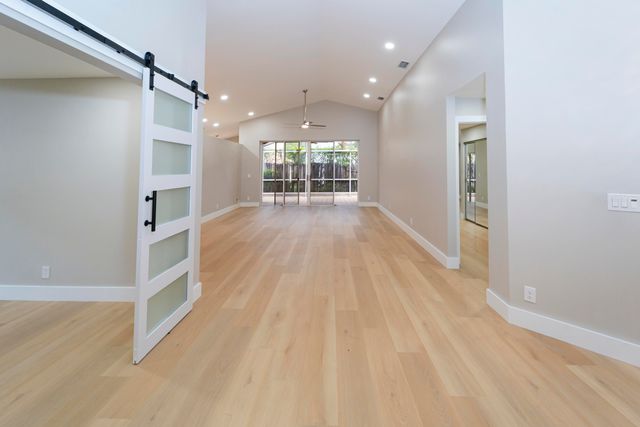 6185 NW 77th Place, Parkland, FL 33067