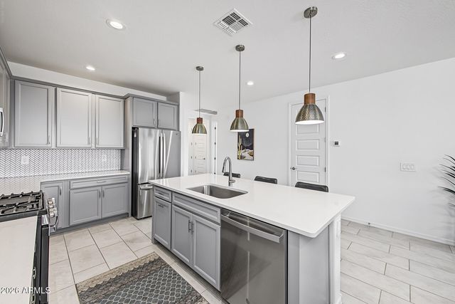 28090 N 178th Lane, Surprise, AZ 85387