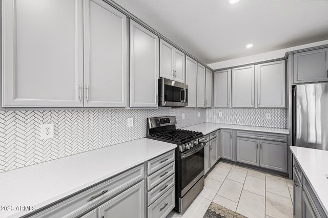 28090 N 178th Lane, Surprise, AZ 85387