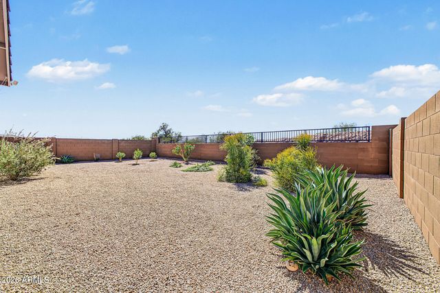 28090 N 178th Lane, Surprise, AZ 85387