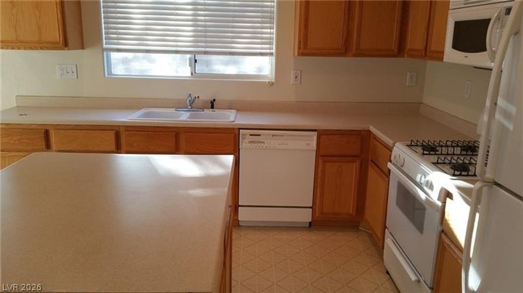 7245 Pine Barrens Street, Las Vegas, NV 89148 — photo 5