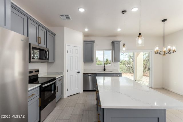 1156 Adobe Court, Rio Rico, AZ 85648