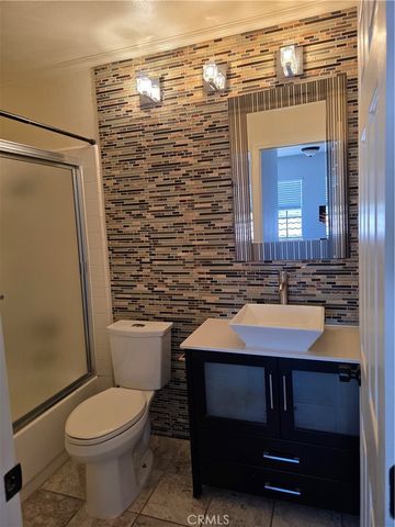 6767 Pheasant, Oak Park, CA 91377