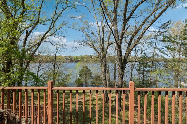 604 Laura Ln, Lebanon, TN 37087