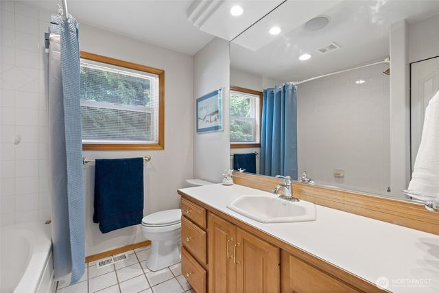 14029 Kayak Point Road, Stanwood, WA 98292