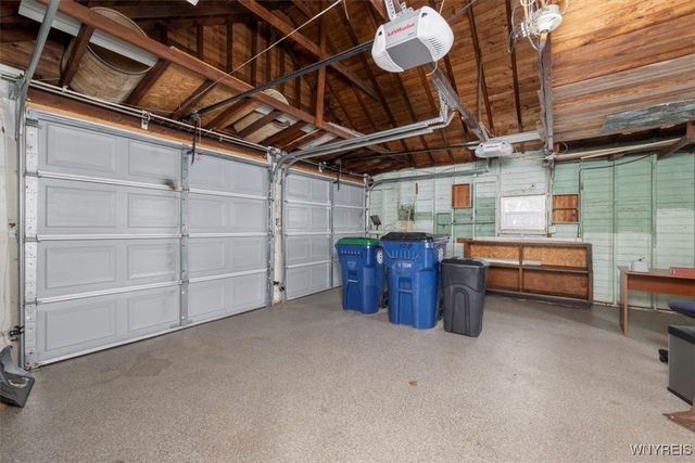 108 Brauncroft Lane, Amherst, NY 14226