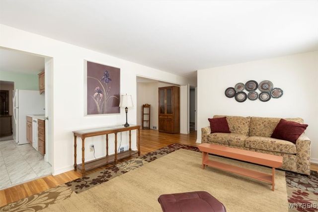 108 Brauncroft Lane, Amherst, NY 14226