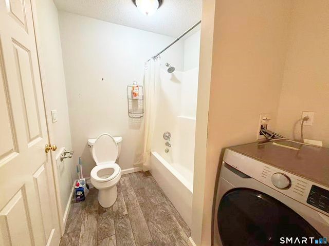 52 Monce Road, Burlington, CT 06013