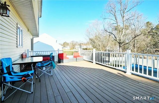 52 Monce Road, Burlington, CT 06013
