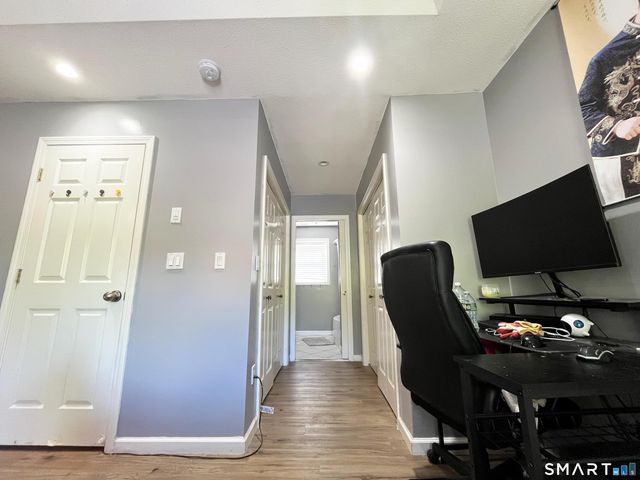 52 Monce Road, Burlington, CT 06013