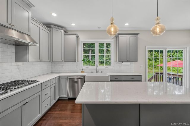 57 E Van Buren Way, Hopewell Junction, NY 12533