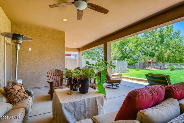 3240 E Horse Mesa Trail, San Tan Valley, AZ 85140