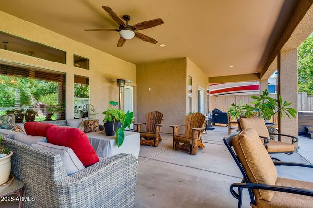 3240 E Horse Mesa Trail, San Tan Valley, AZ 85140