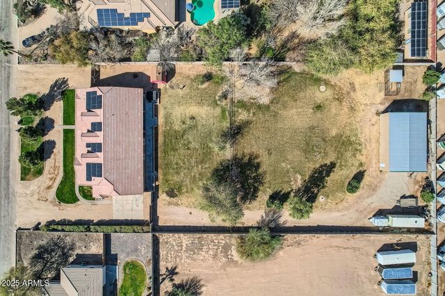 3240 E Horse Mesa Trail, San Tan Valley, AZ 85140