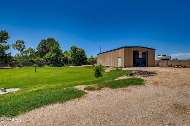 3240 E Horse Mesa Trail, San Tan Valley, AZ 85140