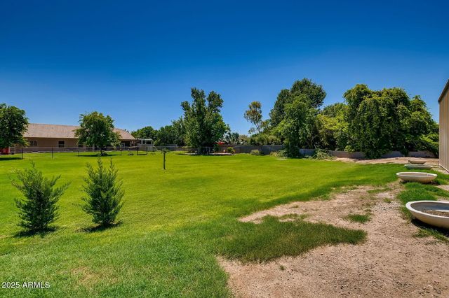 3240 E Horse Mesa Trail, San Tan Valley, AZ 85140